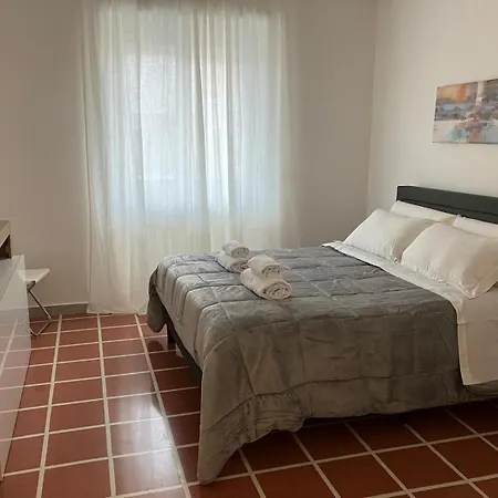 Apartment Fairome Albricci Rome
